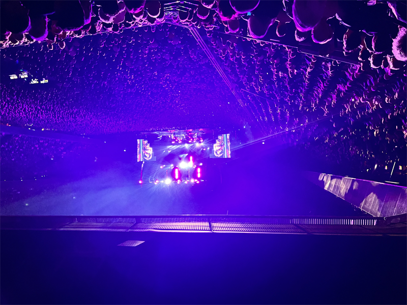 Simple Minds Live Concert