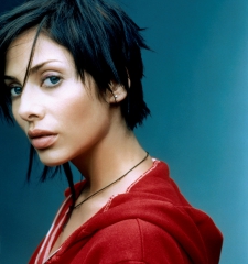 Natalie Imbruglia